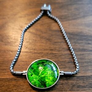 Elegant Green Stone Bracelet